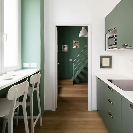 New Lovely Near The Metro A Apartament *